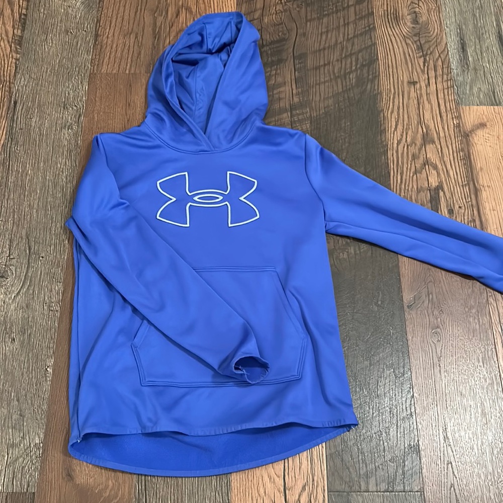 Under Armour sweatshirt